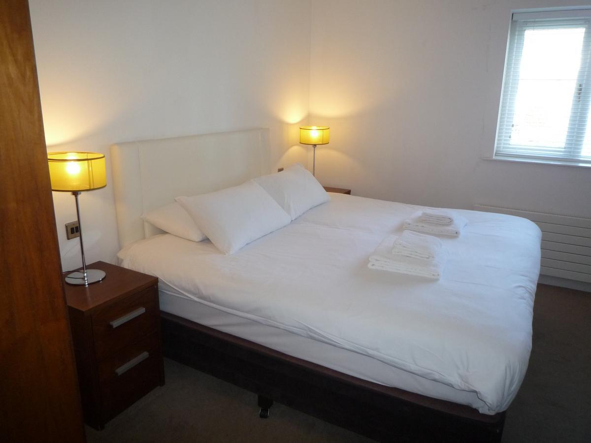 Castlemartyr Holiday Mews 3 Bed By Trident Holiday Homes Eksteriør bilde
