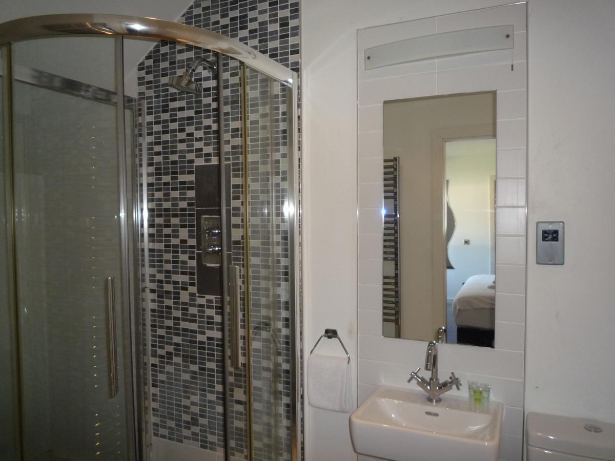 Castlemartyr Holiday Mews 3 Bed By Trident Holiday Homes Eksteriør bilde